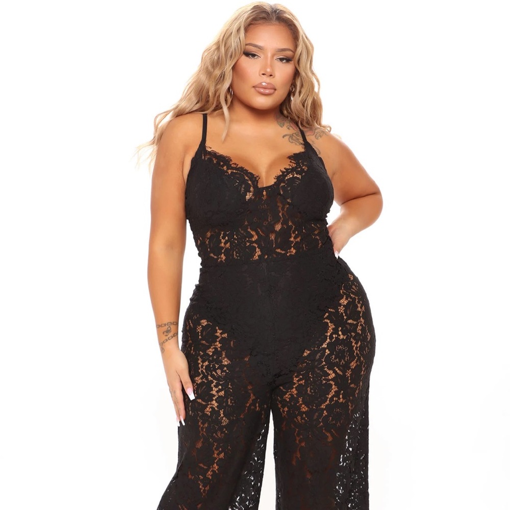 Plus lace jumpsuit size 1x